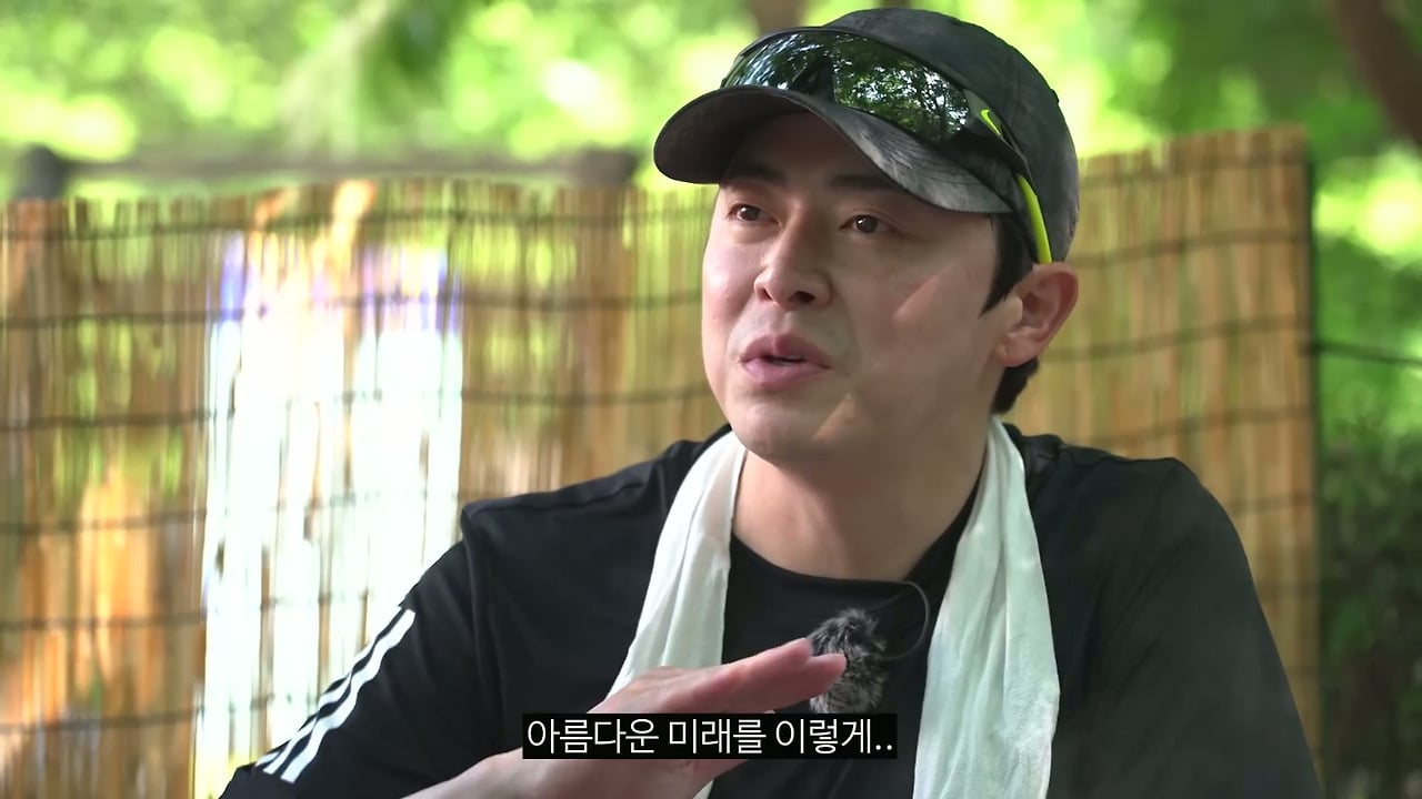 핑계고로 화제되니까 난 연기보다 예능이 재능인가라고 혼란스러웠던 윤경호.jpg