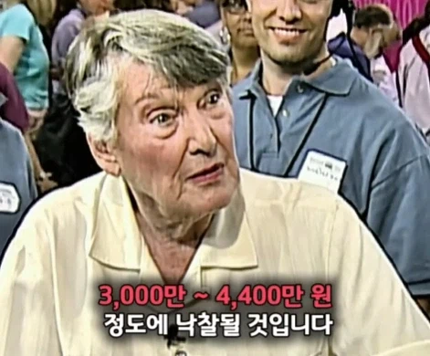 40년 동안 잘못된 방향으로 걸어두었던 명화.jpg