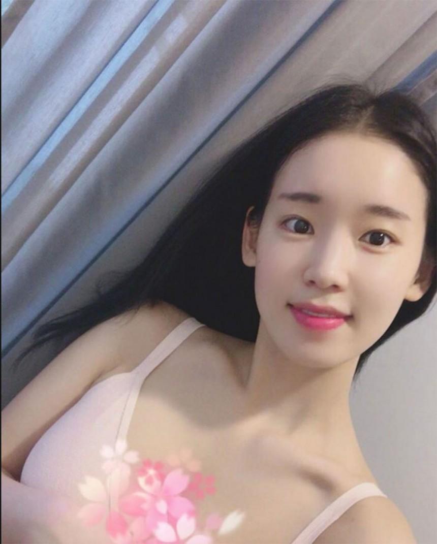 광복절에 시구하는 독립운동가 후손