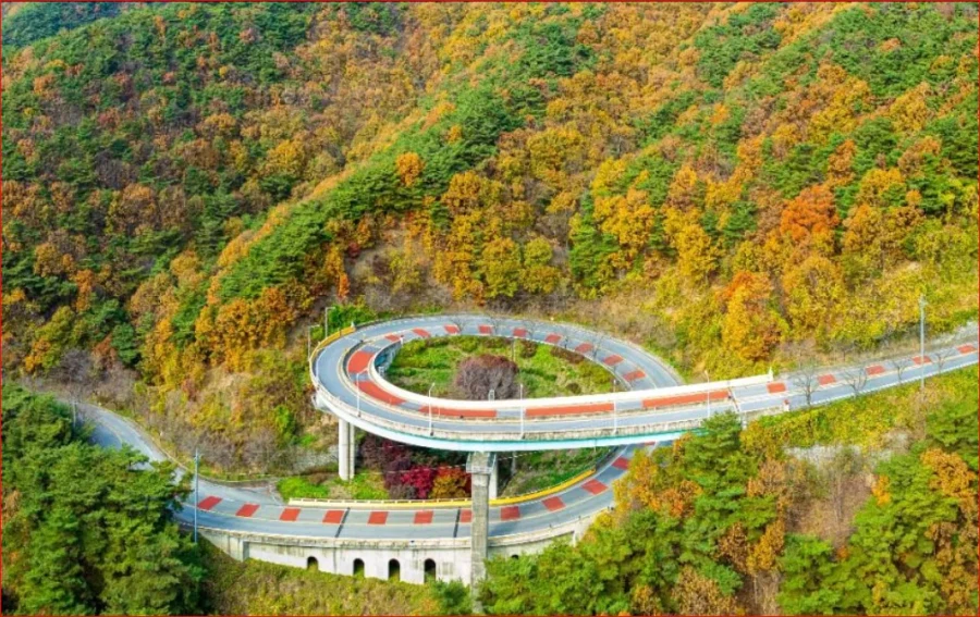 한국에 하나뿐인 나선형 도로