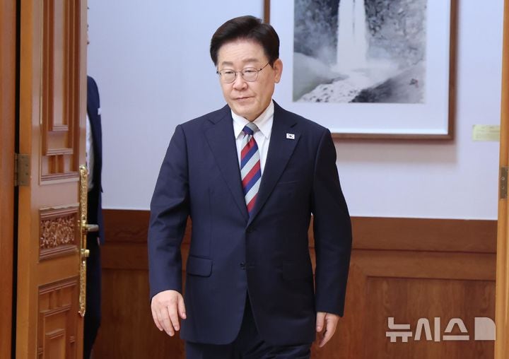 '골프 회동' 국힘 김태호 "李대통령, '연임 불추진' 선언해야"