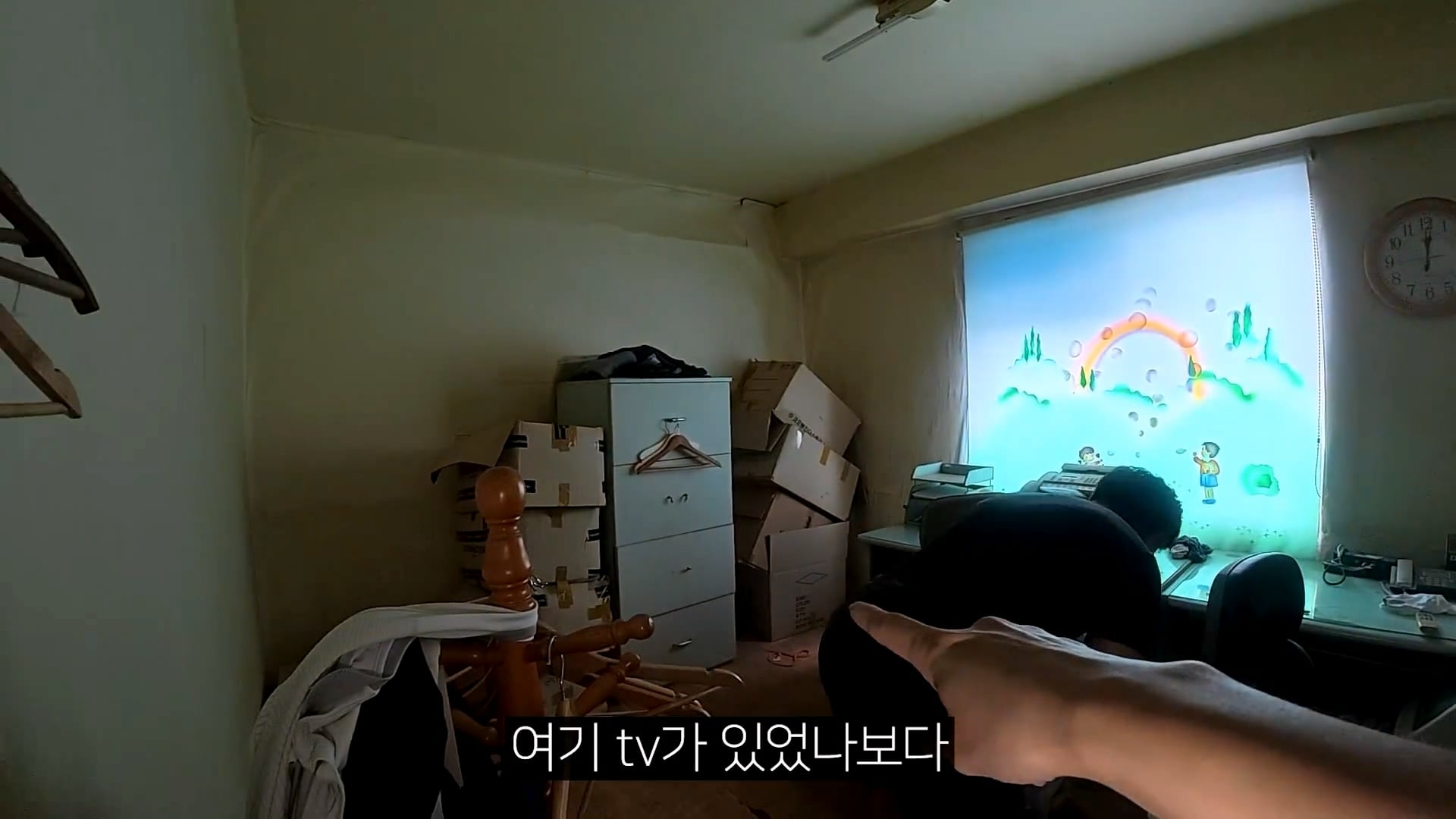 어린 시절 살던 집이 공장이였다는 40만 유튜버 로동복어