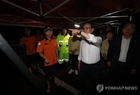 거제 수해 현장 찾은 김민석 신임 대표