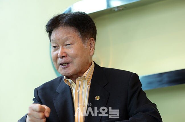 [나는 반명이다]  민주당은 결국 후단협이 접수