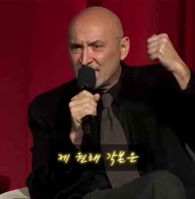 쇼생크 탈출의 엔딩장면이 원작과 다른 이유