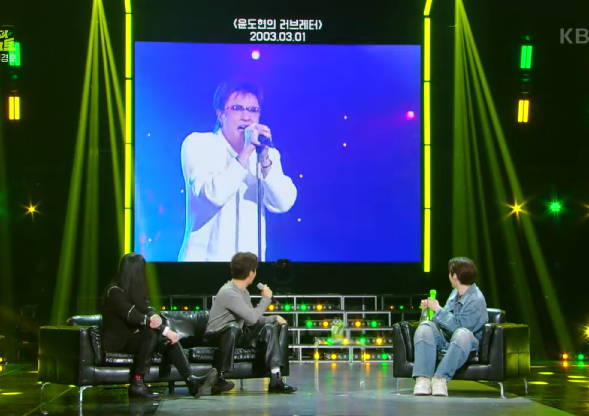 옛날 가수분들은 프롬프터도 없었는데 어떻게 하셨어요??