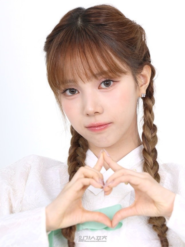 걸그룹 베돈크 한복 사진