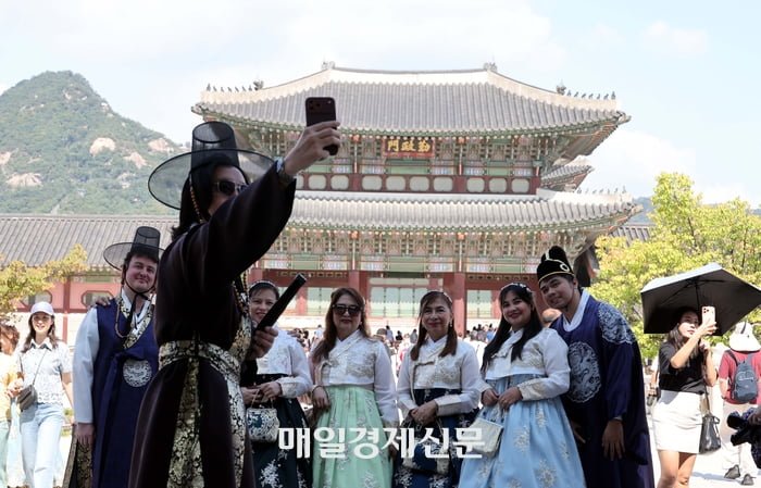 경복궁 오늘자 인파 사진