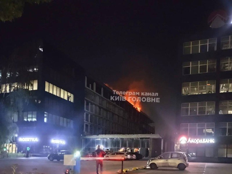 [우크라이나] 우크라 재정상황, 러시아 진격인증, 공습영상, 강제징병 등