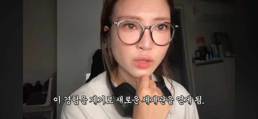 리뷰 1점대 고시원 살아보기 시도하는 여자 유튜버.