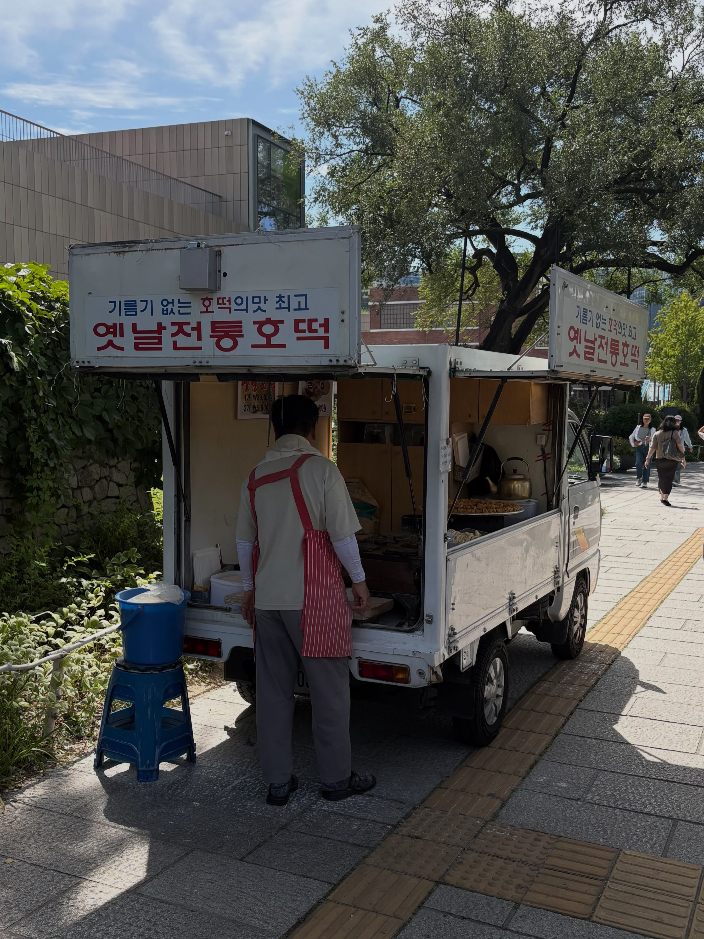 외국인들 눈에 이국적으로 보이는 서울