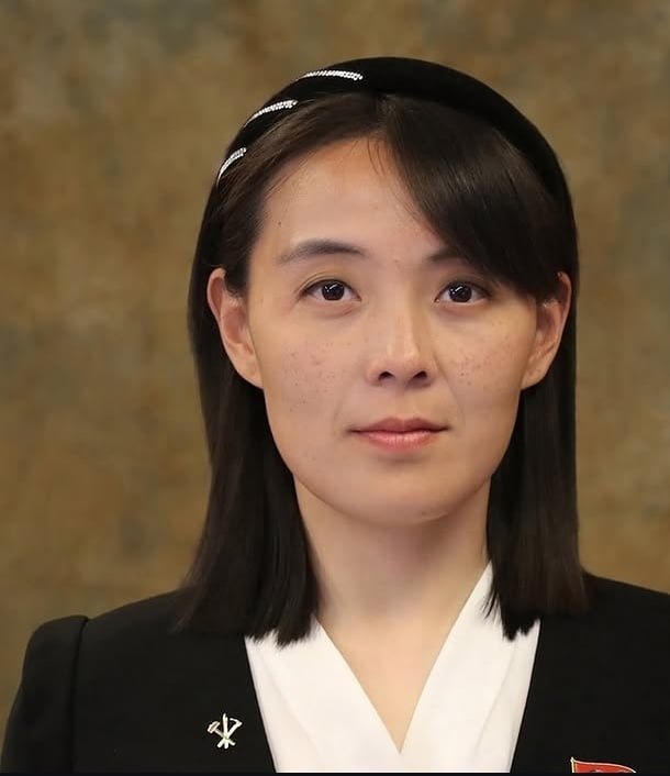 여러분: 김정은 김주애 김여정..테라나 내부 총질로 사망하면..