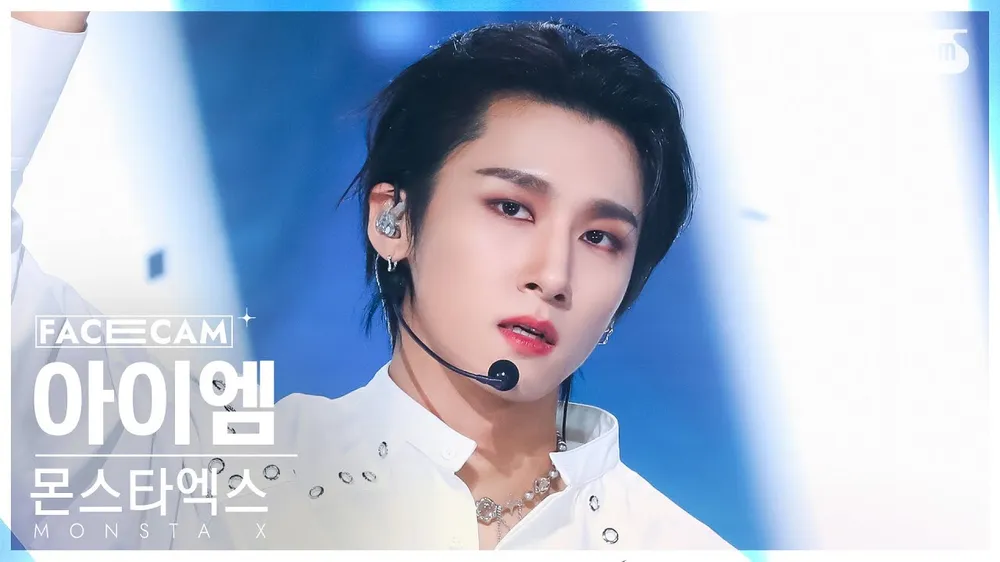군대가서 챌린지 찍는 남돌들 - 강다니엘 백호 아이엠 김동혁.avi
