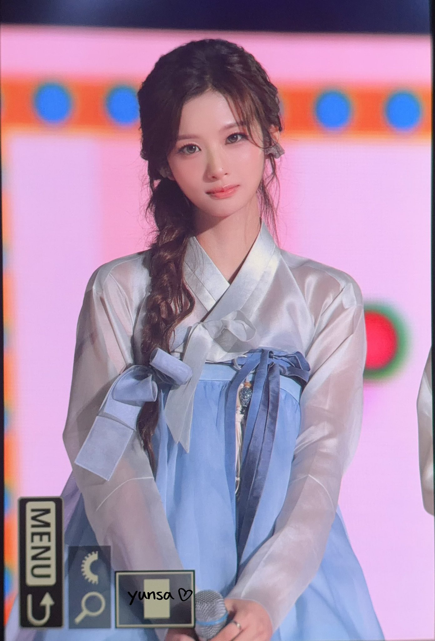 오늘자 한복 입은 엔믹스 설윤...jpg