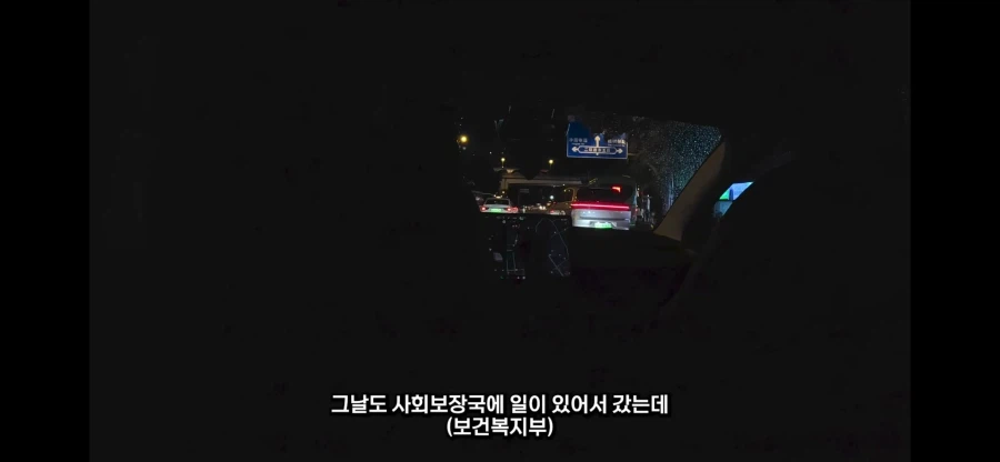 중국에서 테슬라 전기차 사면 생기는 애로사항.jpg