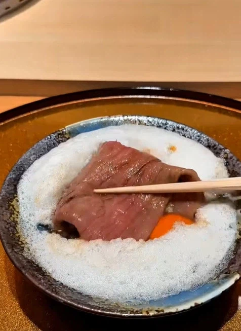 한점에 4만6천원 한다는 스키야키