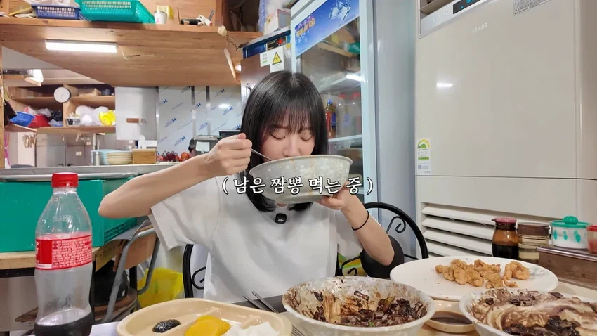 강릉 55년 중국집가서 먹방한 쯔양.jpg