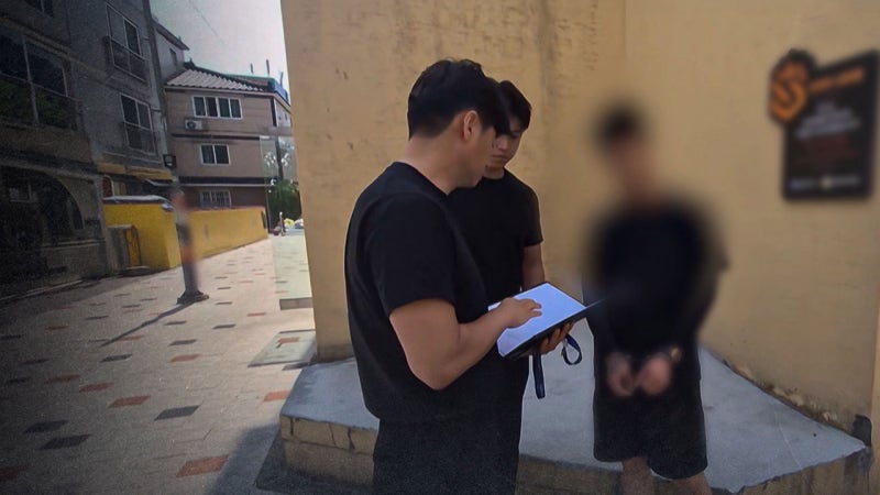 제주 찍고 무비자 불법체류..1%도 못 잡는다