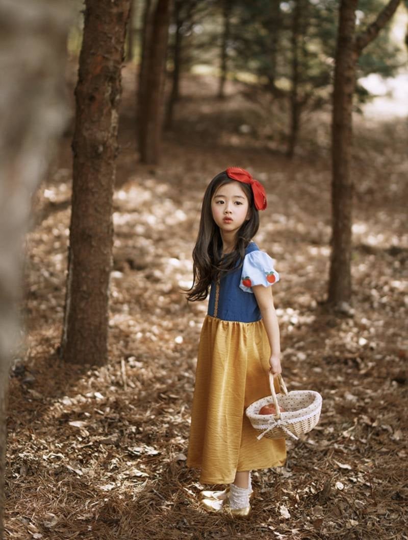 이수만 걸그룹으로 데뷔한다는 만 13살(2013년생) 키즈 모델 출신 2명