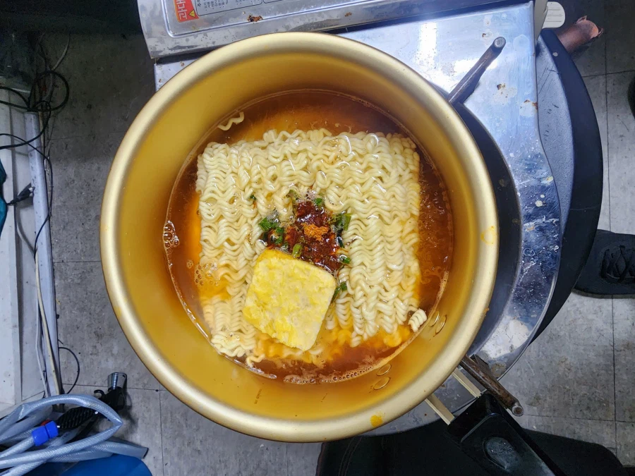 비도 오고 해서 궁상좀 떨어봤음.