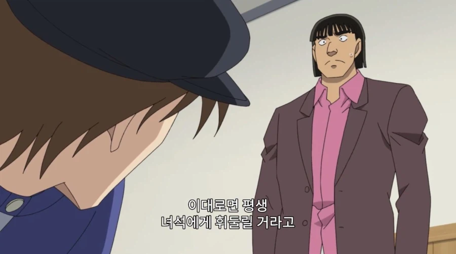 흔한 코난에 등장한 살인 사건.jpg
