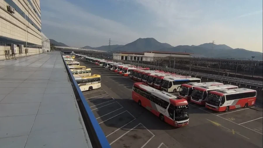 진짜로 ㅈ망하고 있다는 한국 반필수 산업