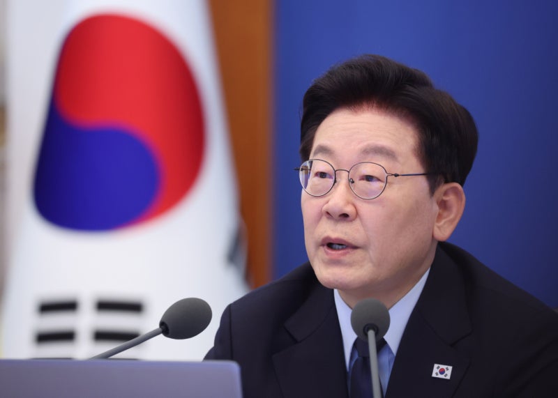 [속보] 정부, 임금체계 개편 추진…'동일가치노동 동일임금' 법제화