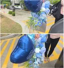 김수현 팬에게 꽃 선물받은 유튜버.jpg