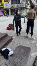 문신 할 돈으로 고기좀 사먹지 그랬어