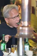 젠슨황, 한국에 와서 깻잎에 삼겹살 싸먹어.......