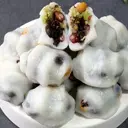 "지휘관,, 모처럼 추석이라 할미가 송편을 좀 빚었다네,,^^