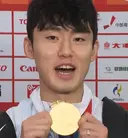 ??? : "병역특례 폐지에 관해 하실 말씀 없으실까요?"